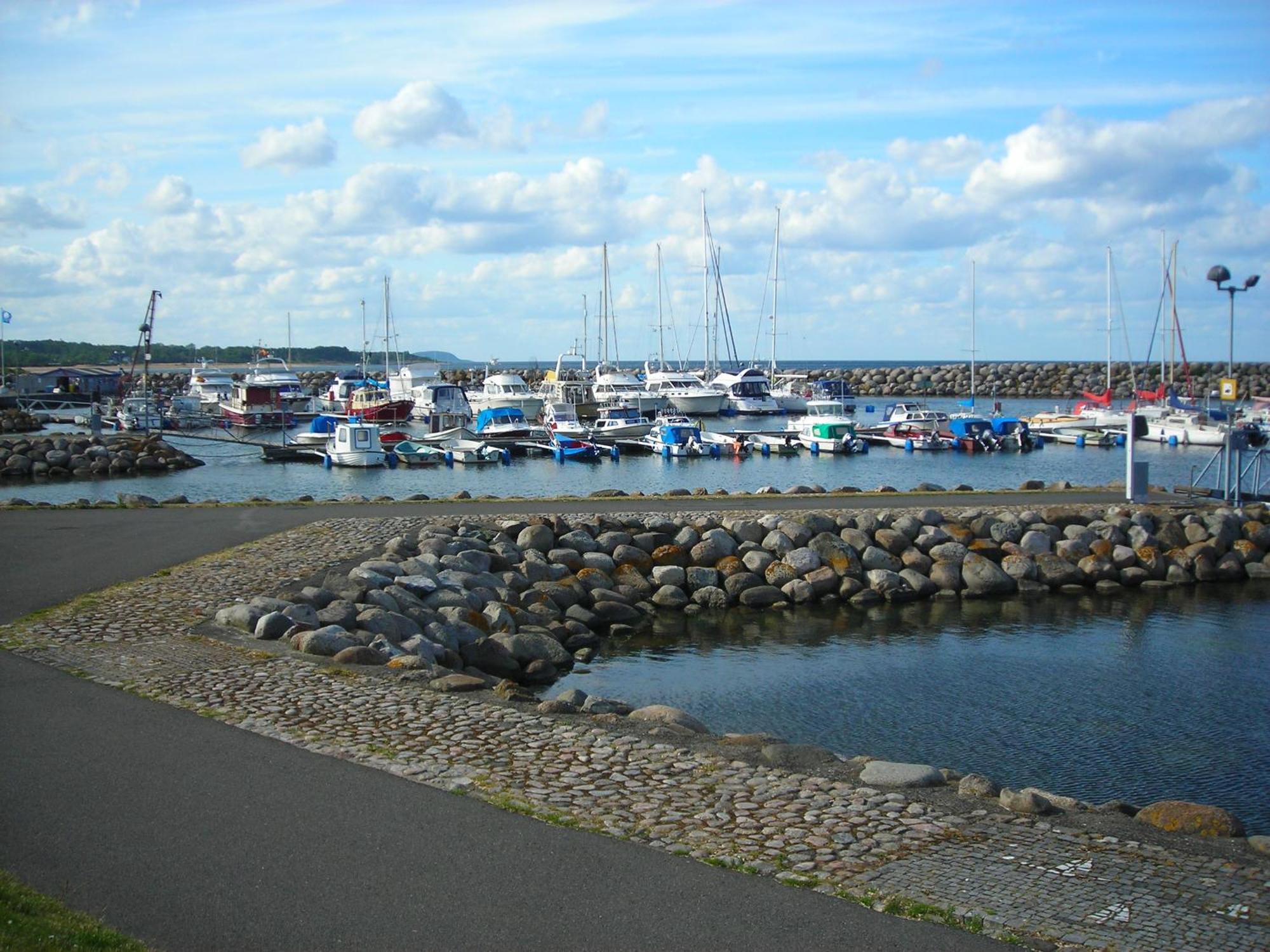 Solrosen I Simrishamn - Oesterlen Luaran gambar